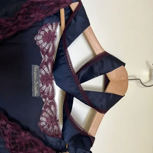 Vintage Fernando Sanchez Nightdress circa 1980s - Picture 6 of 7